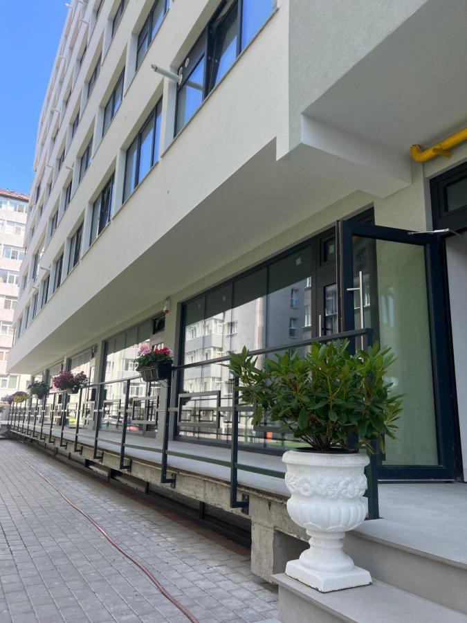 Sunny Apartments Suceava 64 Екстер'єр фото